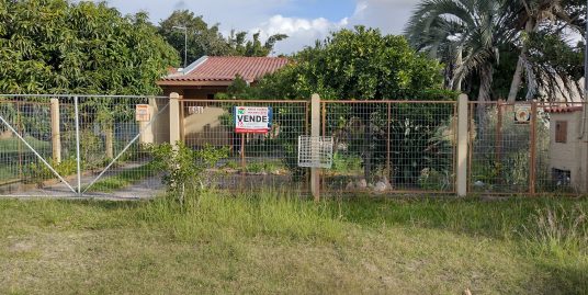 LINDA CASA COM PISCINA