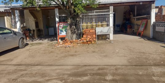 Casa com mercado montado com tudo só trabalhar